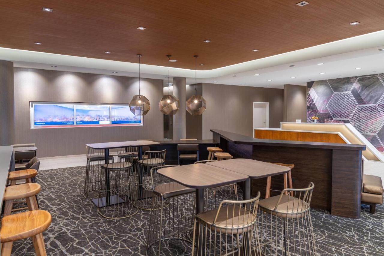 Springhill Suites By Marriott Overland Park Leawood Exterior photo