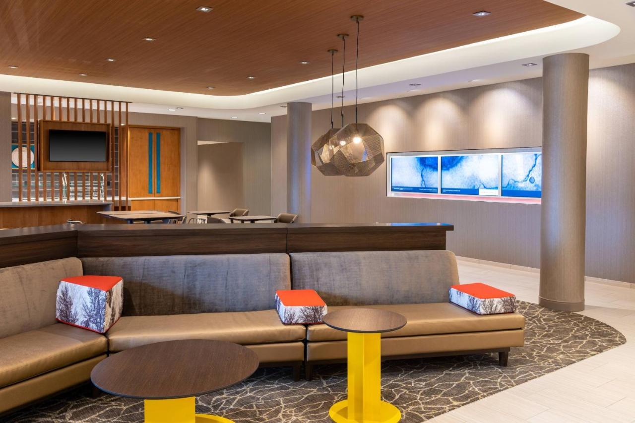 Springhill Suites By Marriott Overland Park Leawood Exterior photo